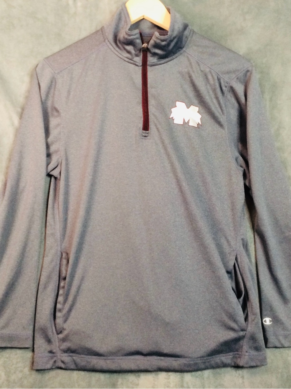 Champion Mississippi State Bulldogs Men’s Gray Half-Zip Athletic Pullover